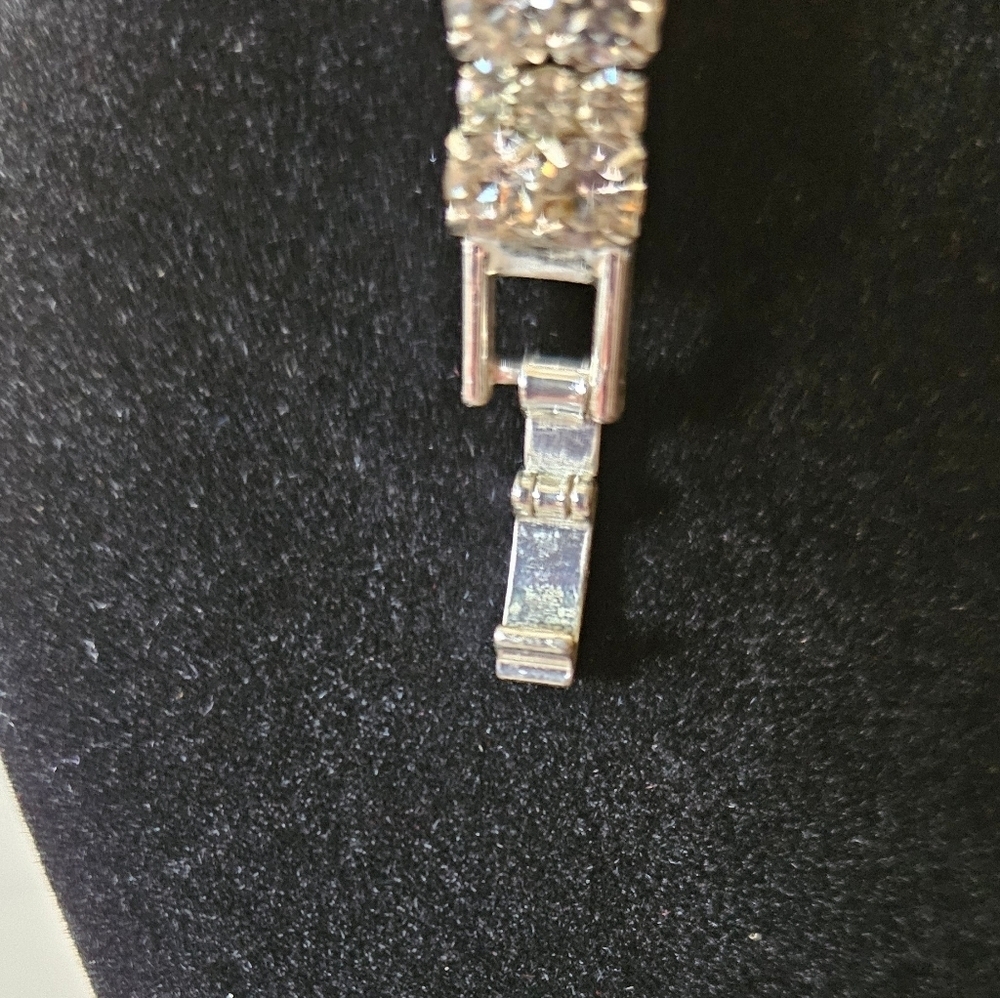 Nice Silver and Rhinestone Bracelet - Picture 5 of 5